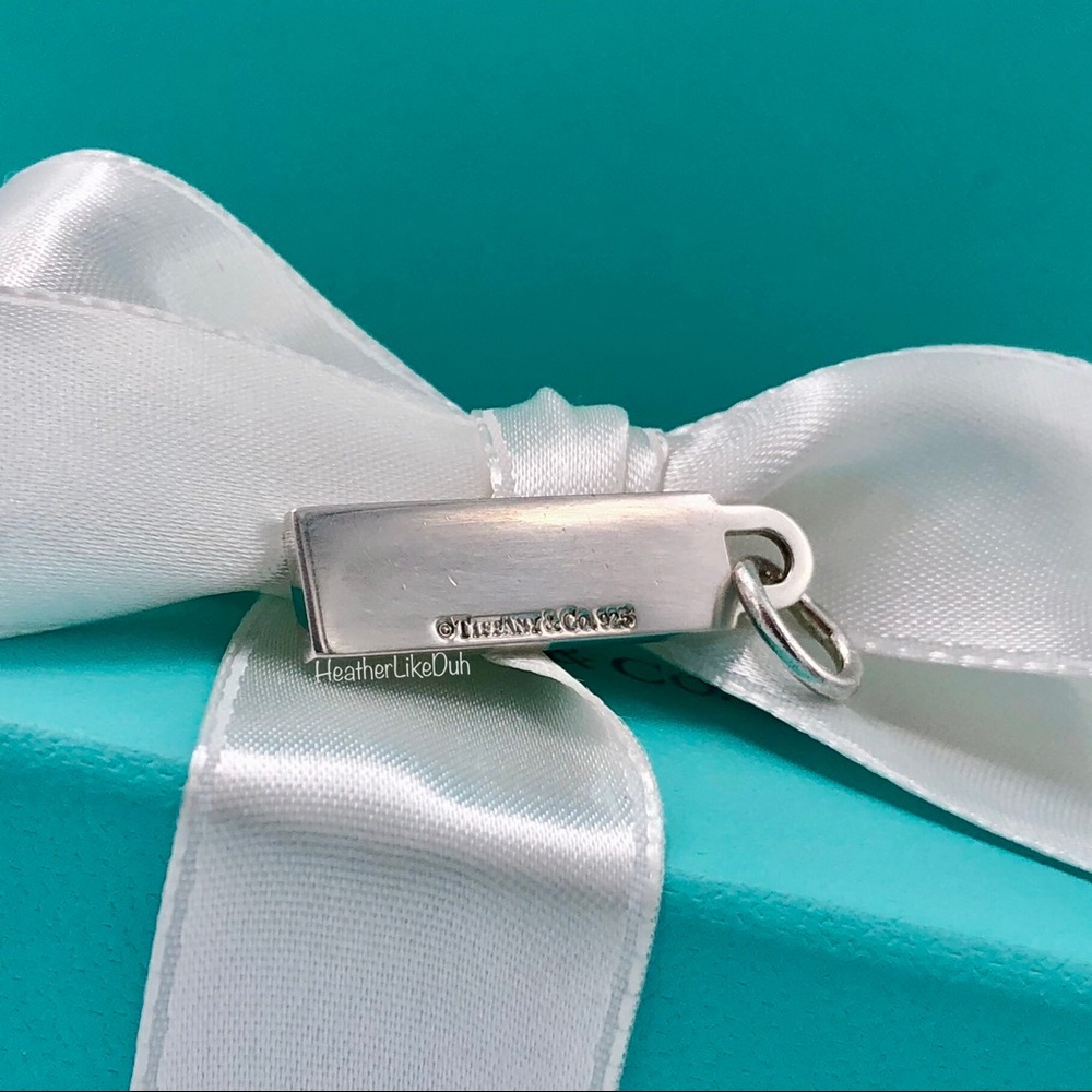 Authentic TIFFANY & Co. Sterling Silver Street Sign NYC Bar Pendant Charm Tag - Picture 5 of 8
